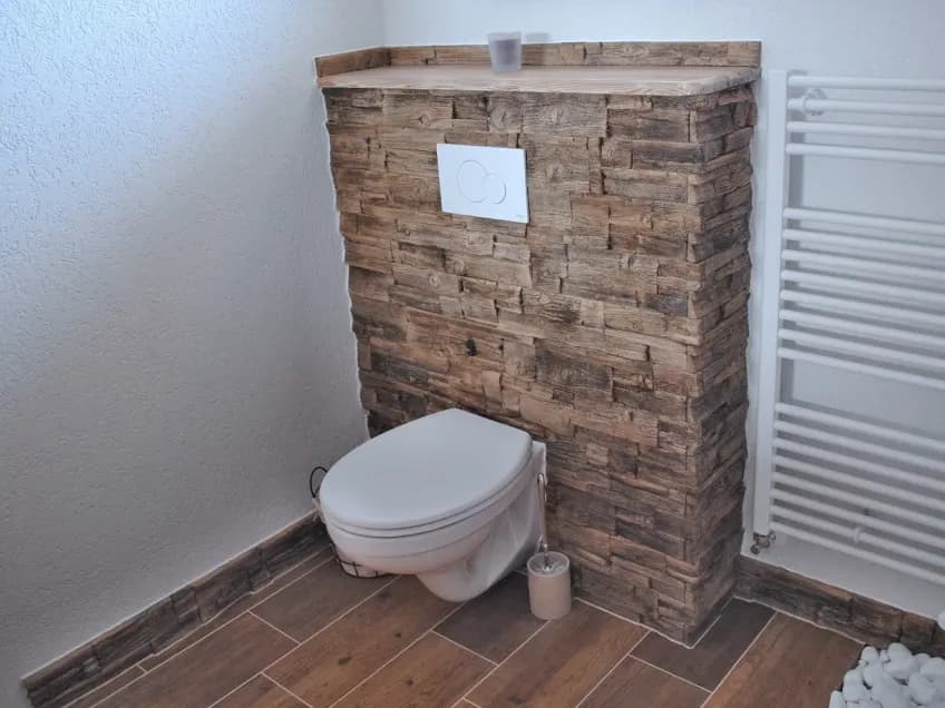 WOOD